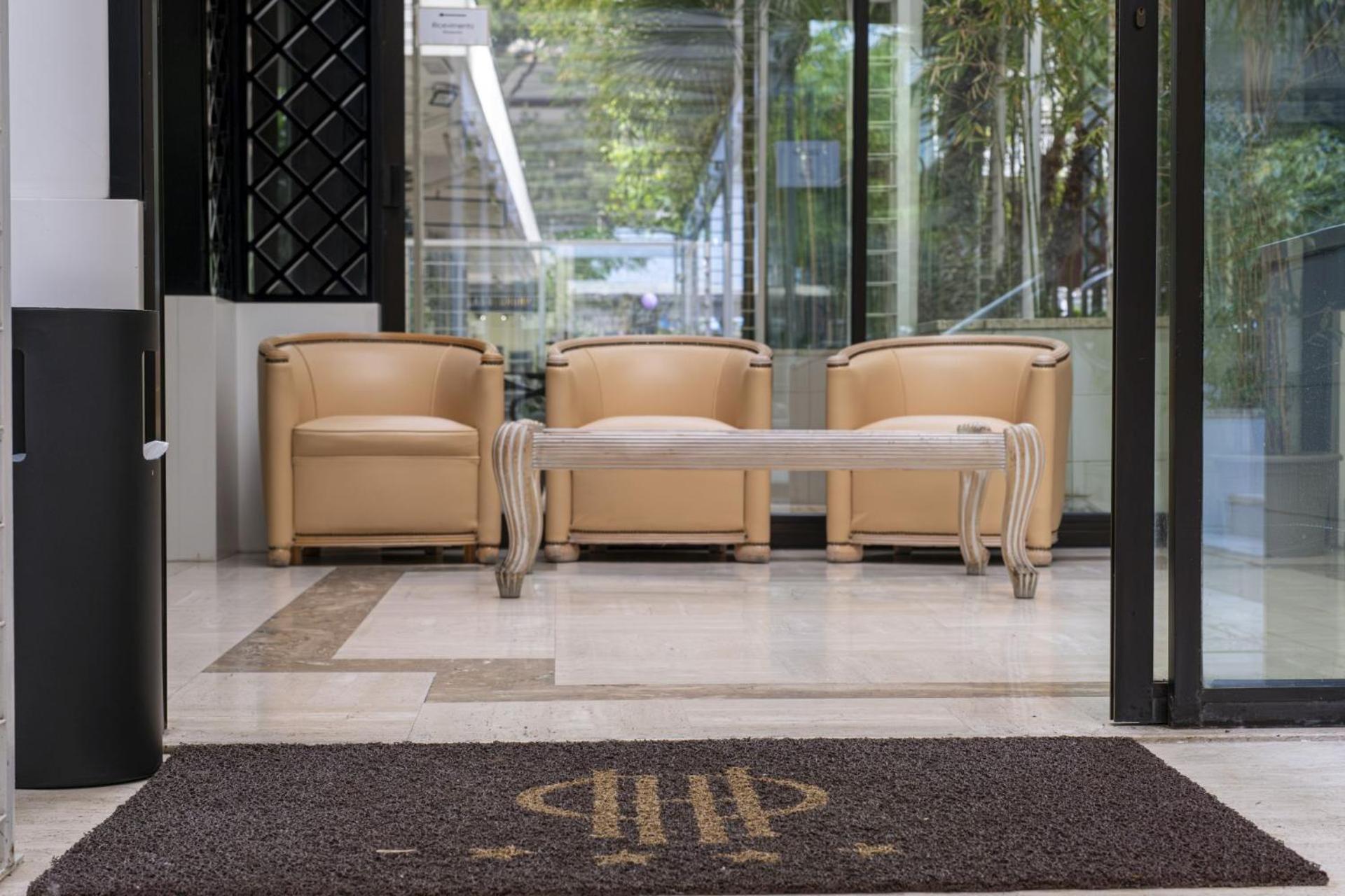 Hotel President - Vintage Hotel In Centro Riccione Bagian luar foto